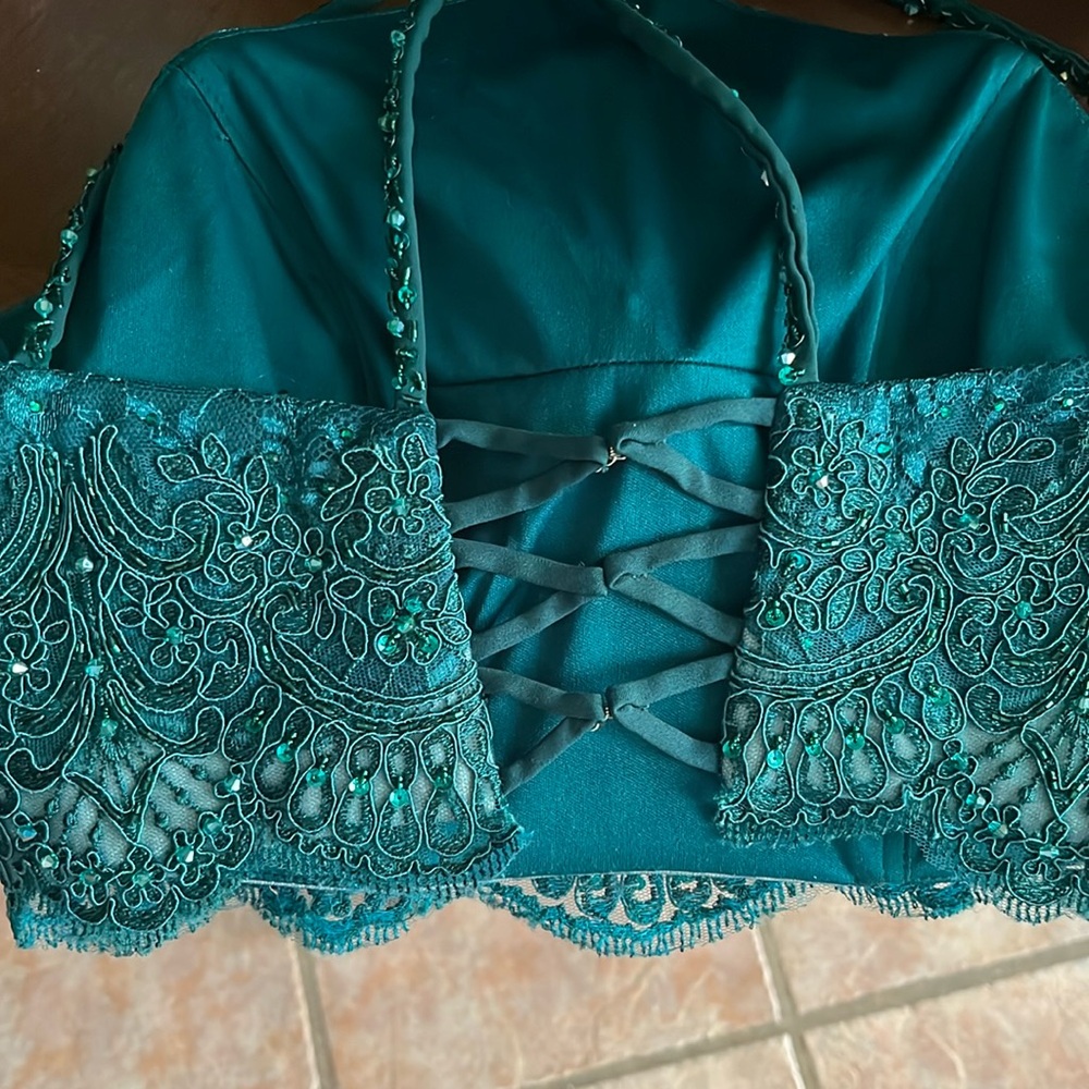 Ellie Wilde Teal Lace Halter Top - Picture 8 of 8